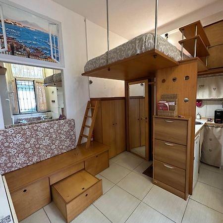 Boat Apartment نابولي المظهر الخارجي الصورة
