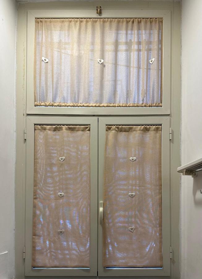 Boat Apartment نابولي المظهر الخارجي الصورة