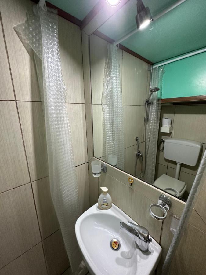 Boat Apartment نابولي المظهر الخارجي الصورة